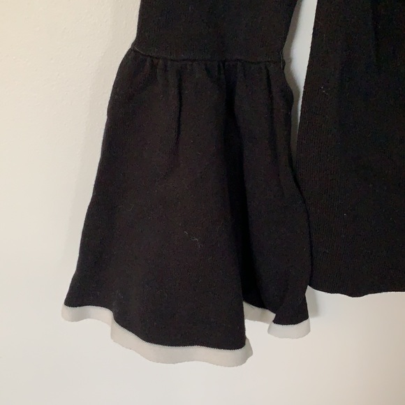 Black flare sleeve top - Picture 2 of 2